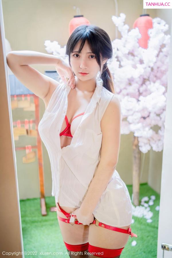 久久Aimee  [XiuRen]高清写真图 2022.04.27 No.4930 久久Aimee第9张图片